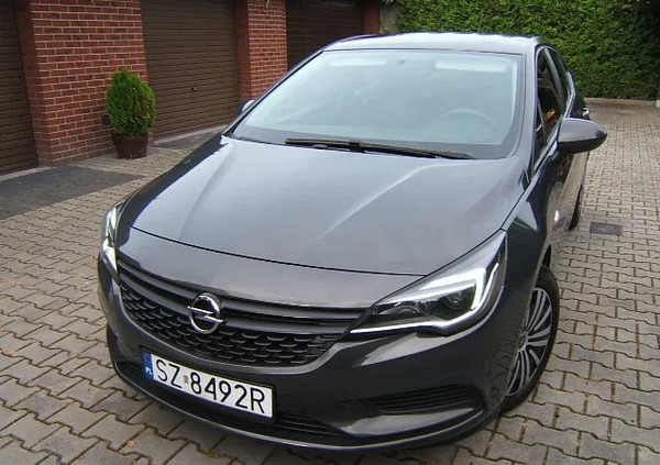 Opel Astra cena 39800 przebieg: 90800, rok produkcji 2016 z Zabrze małe 172